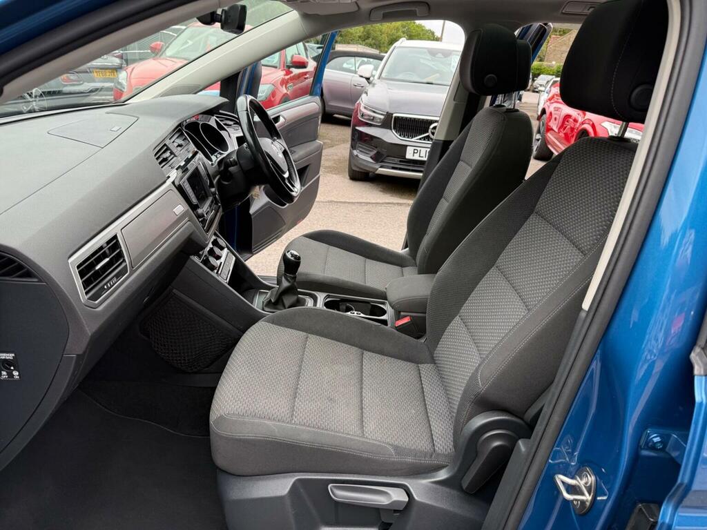 Volkswagen Touran Se Silver #22