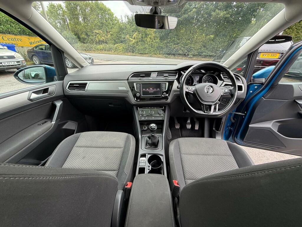 Volkswagen Touran Se Silver #20