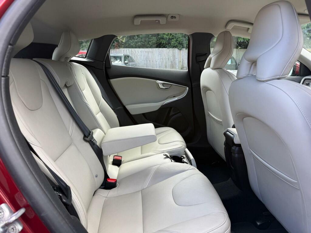Volvo V40 1.6 D2 R-design Lux Hatchback Eu White #18