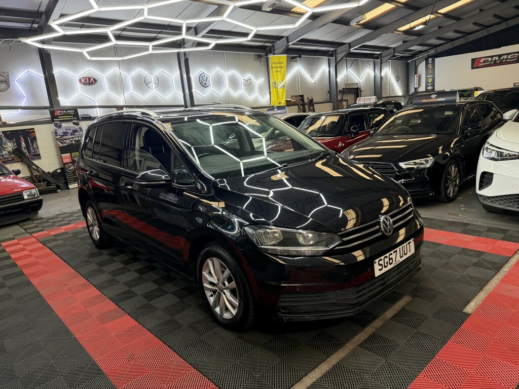 Volkswagen Touran 2.0 Tdi Se Family Black #2