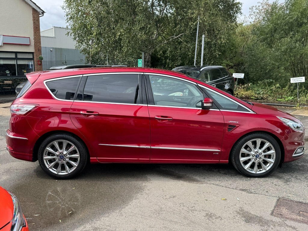 Ford S-Max 2L Vignale Red #2