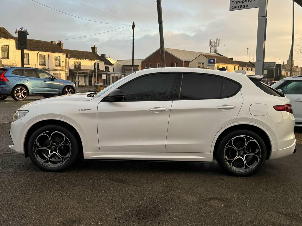 Alfa Romeo Stelvio 2.2L Veloce White #6