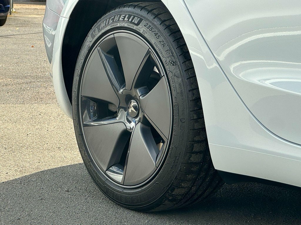 Tesla Model 3 Saloon Long Range Rwd 202373 Black #7