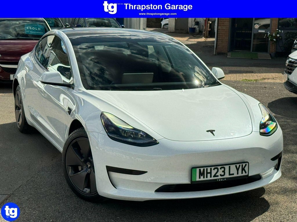 Tesla Model 3 Saloon White