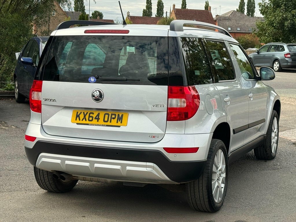 Skoda Yeti 2L Elegance Silver #3