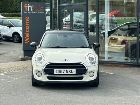 Mini Hatch Cooper D White #2