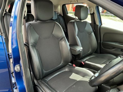 Renault Clio Hatchback Blue #5