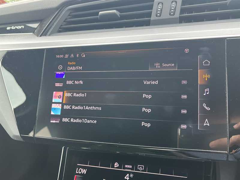 Audi E-Tron S E-tron Sportback 55 S Line Quattro Blue #16