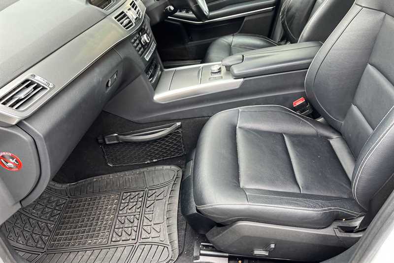 Mercedes-Benz E Class 2.1 E220 Bluetec Amg White #51