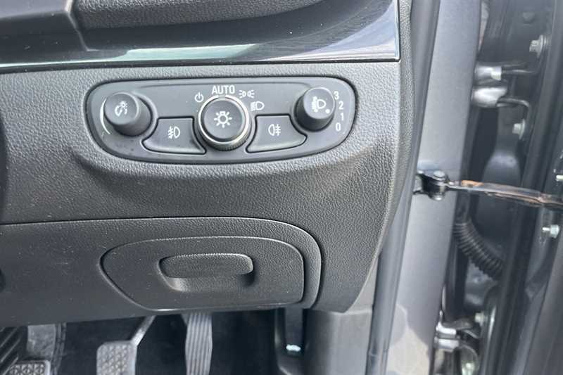 Vauxhall Mokka X Active Silver #30