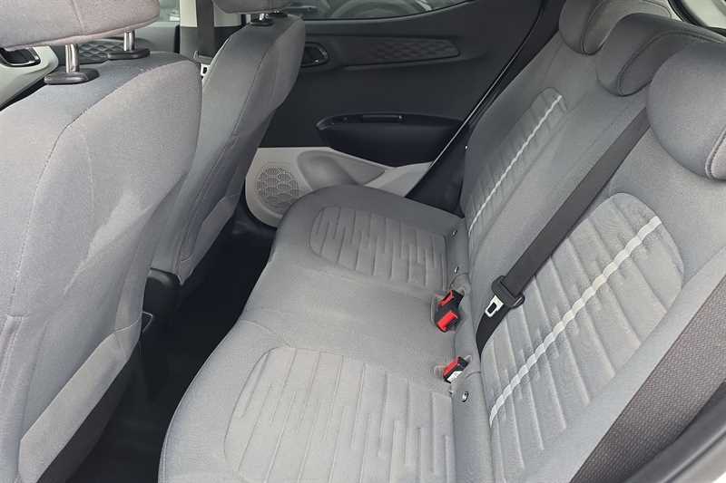 Hyundai I10 Hatchback Grey #26