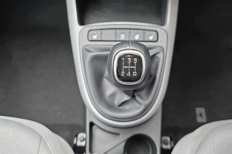 Hyundai I10 Hatchback Grey #33