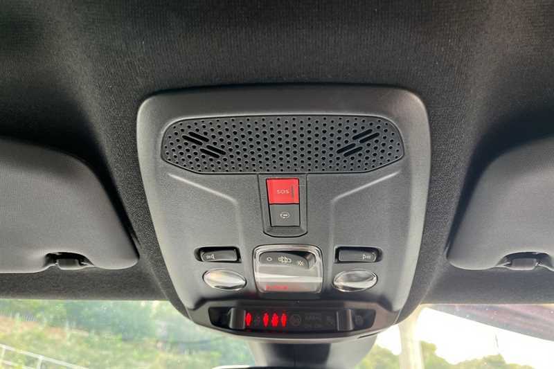Vauxhall Mokka Hatchback Grey #33