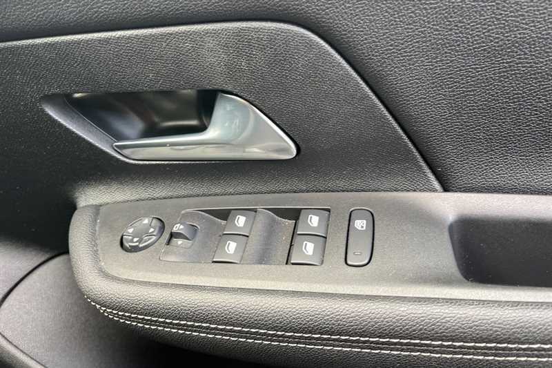 Vauxhall Mokka Hatchback Grey #16