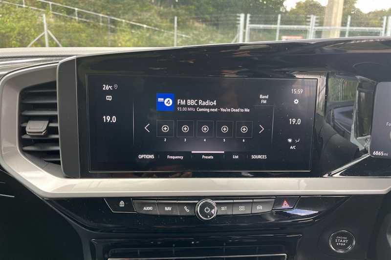 Vauxhall Mokka Hatchback Grey #17