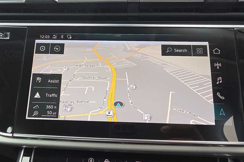 Audi Q7 2L S Line White #17