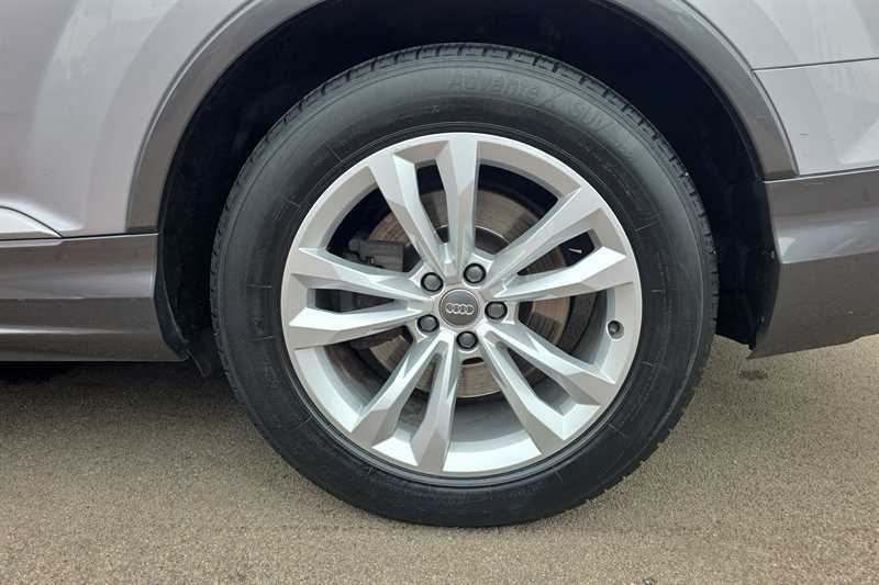 Audi Q7 2L S Line White #9