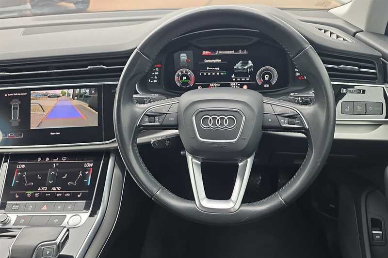 Audi Q7 2L S Line White #11
