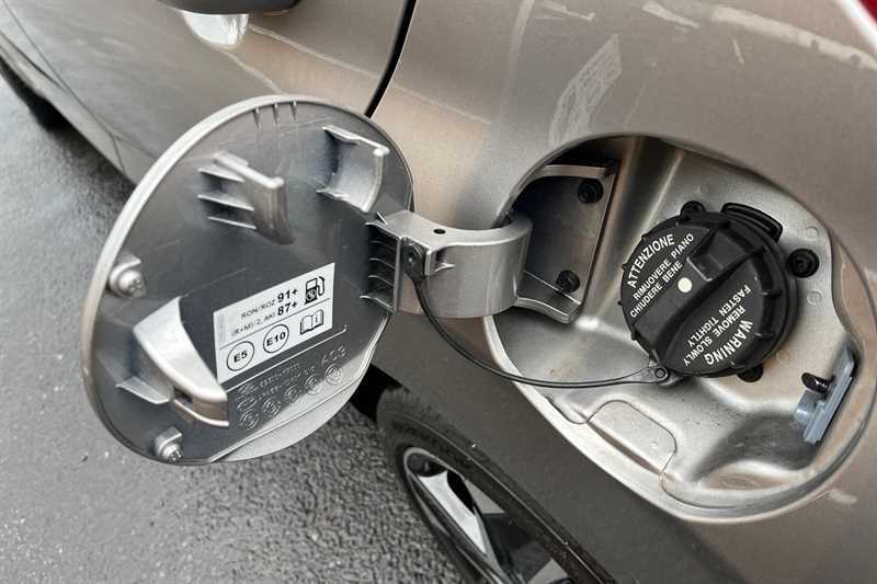 Hyundai I10 Hatchback Blue #40