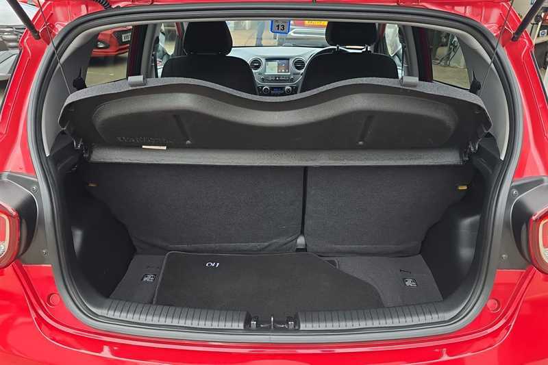 Hyundai I10 1.0 Play White #23