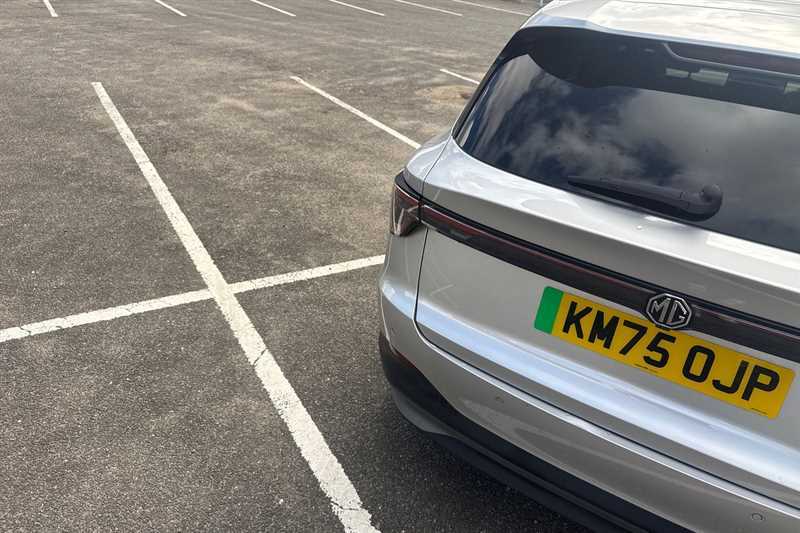 MG MGS5 Mgs5 170Kw Se Ev Long Range 64Kwh Estate Red #25