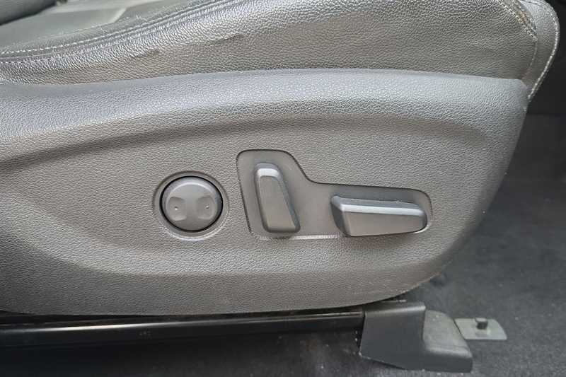Hyundai Tucson Gdi Premium Red #31