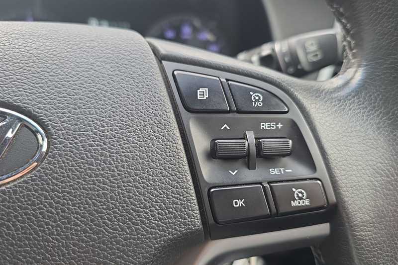 Hyundai Tucson Gdi Premium Red #22
