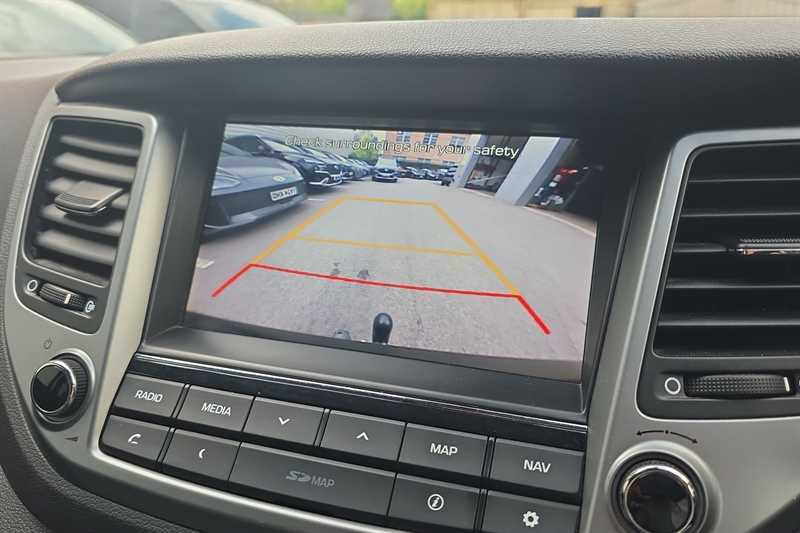 Hyundai Tucson Gdi Premium Red #19