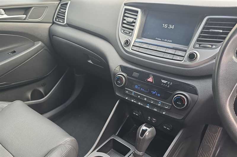 Hyundai Tucson Gdi Premium Red #14