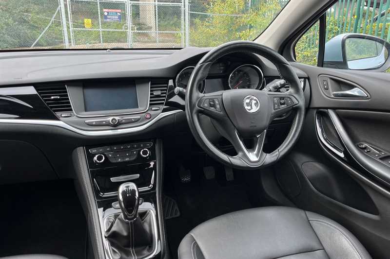 Vauxhall Astra 1.4T 16V 150 Sri Nav Black #11