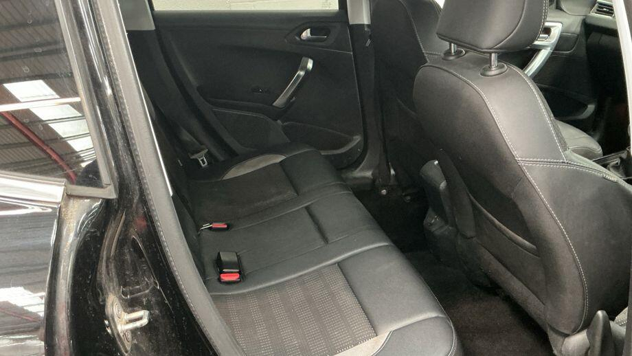 Peugeot 2008 2008 Active Puretech Ss Black #7