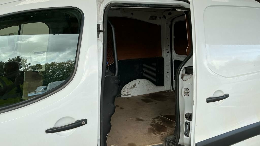 Peugeot Partner 1.6 Bluehdi 744 S L2 6Dr White #6