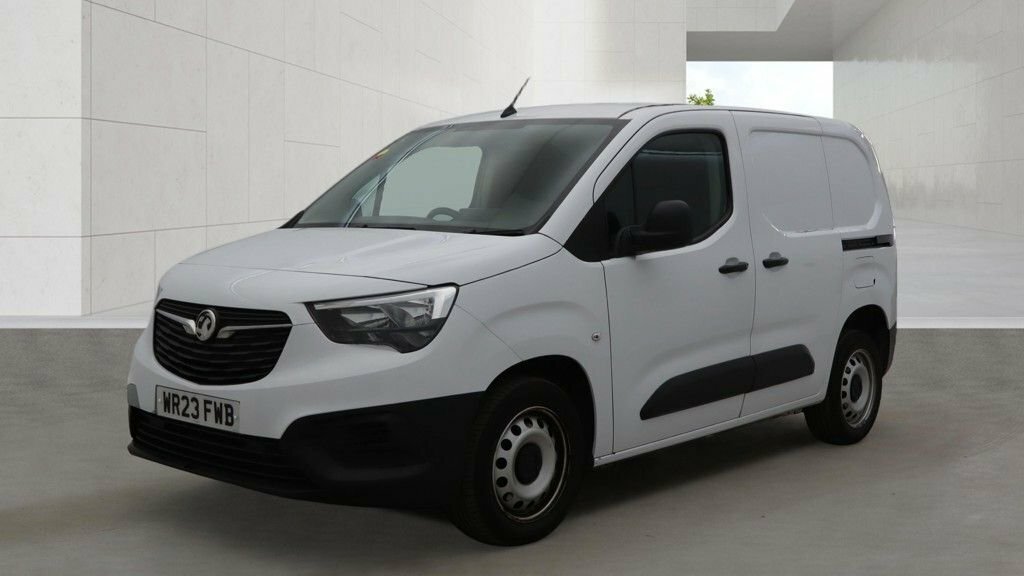 Vauxhall Combo 1.5L Prime White #2