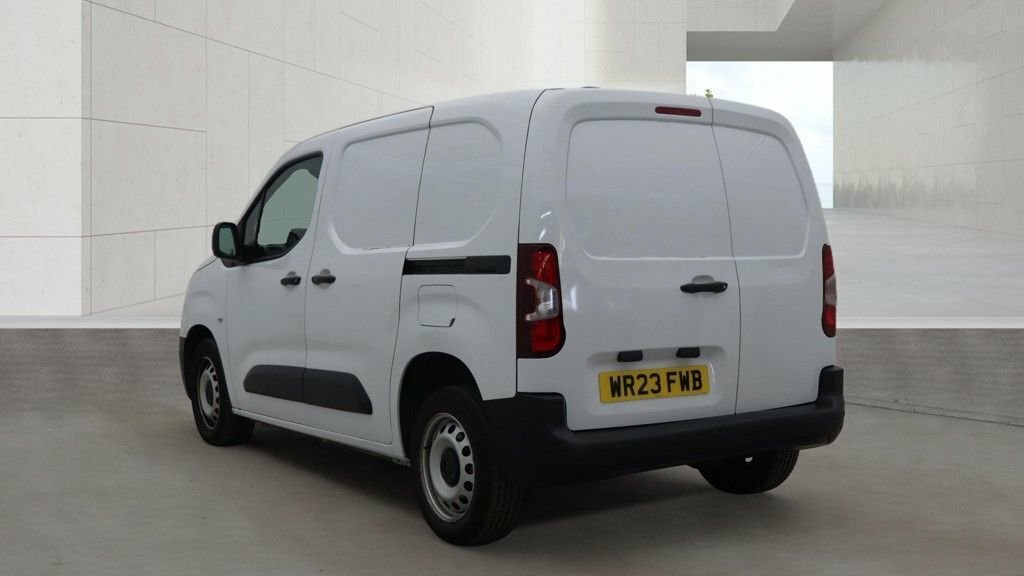Vauxhall Combo 1.5L Prime White #3