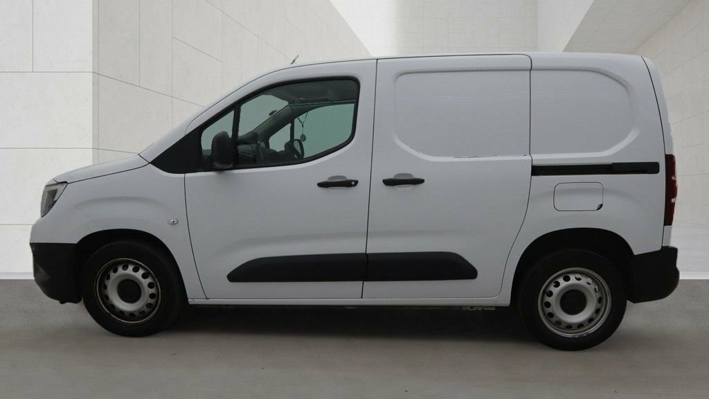 Vauxhall Combo 1.5L Prime White #6