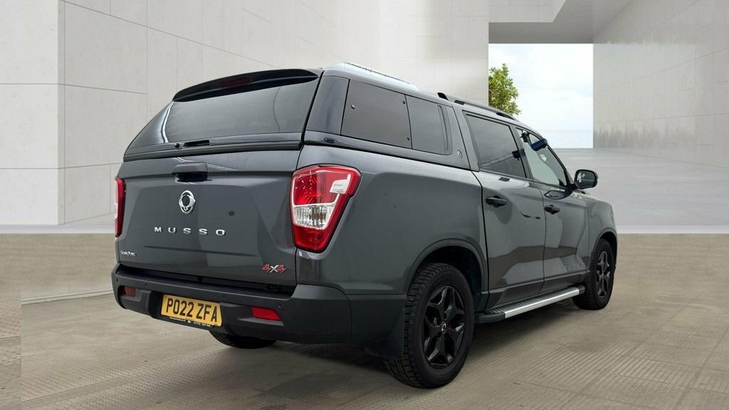 SsangYong Musso 2.2L Saracen Grey #2
