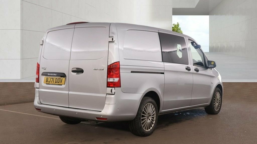 Mercedes-Benz Vito 2L Premium Silver #4