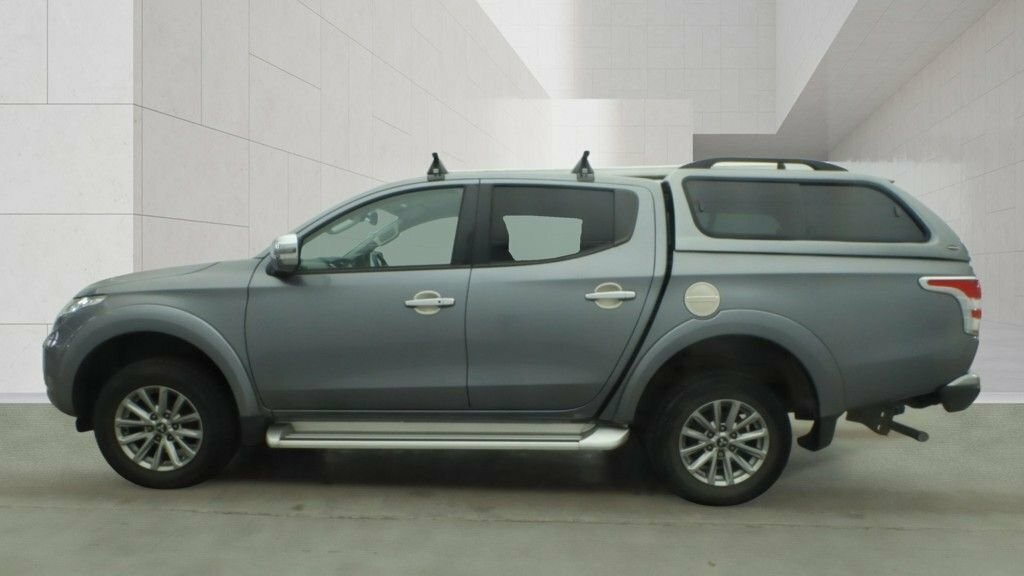 Mitsubishi L200 2.4L Dc Barbarian Grey #5