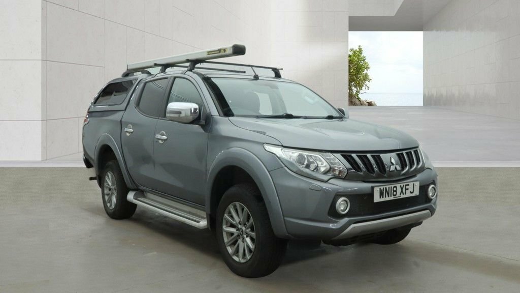 Mitsubishi L200 2.4L Dc Barbarian Grey