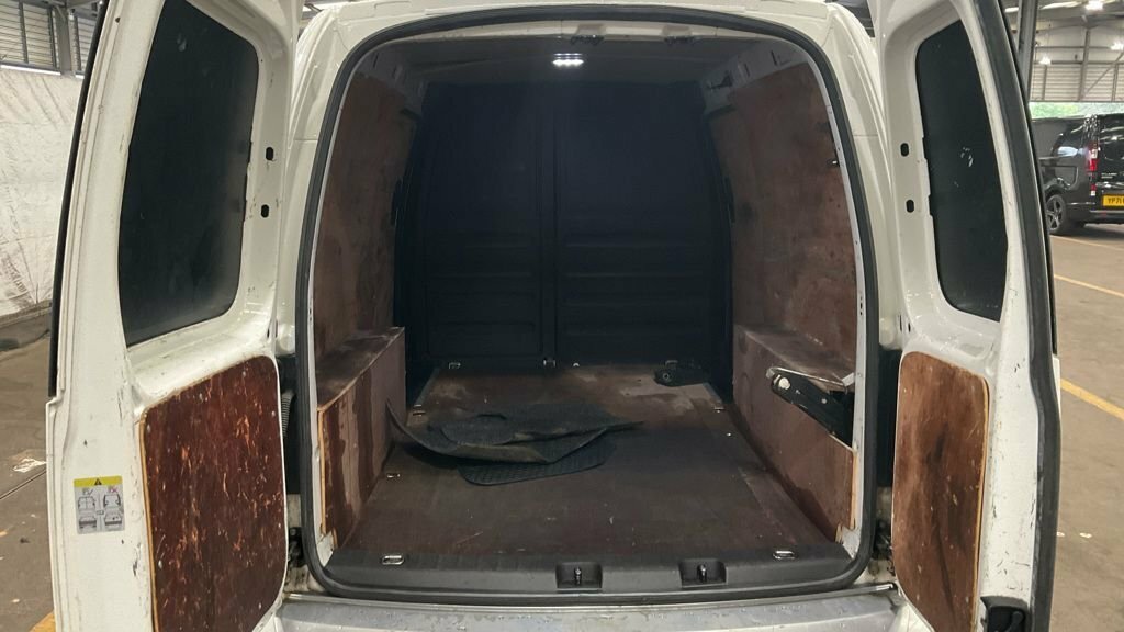 Volkswagen Caddy Maxi C20 Panel Van Highline Maxi 102 Ps 2.0 Tdi Eu6 5Sp #9