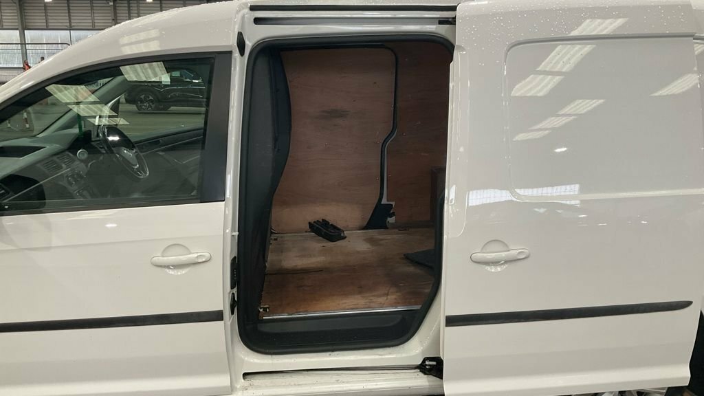 Volkswagen Caddy Maxi C20 Panel Van Highline Maxi 102 Ps 2.0 Tdi Eu6 5Sp #10