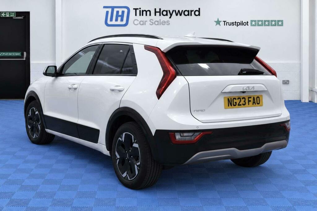Kia Niro 3 White #4