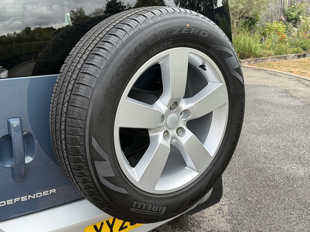Land Rover Defender 110 D250 Mhev Hse Blue #2