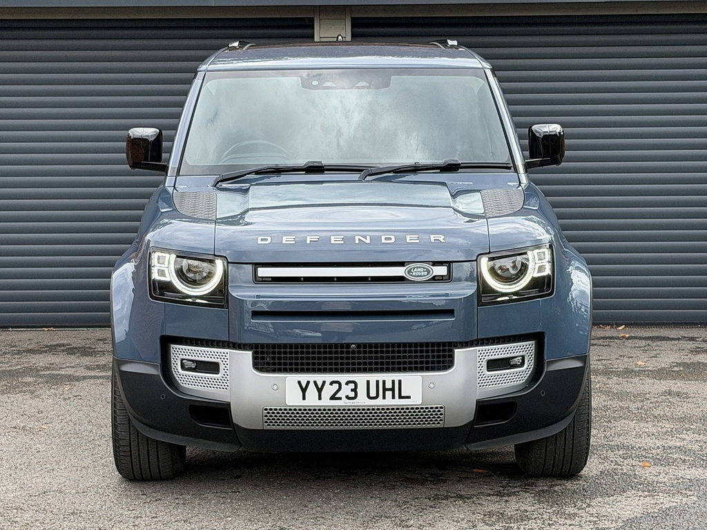 Land Rover Defender 110 D250 Mhev Hse Blue #4