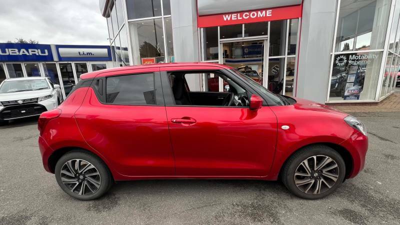Suzuki Swift 1.2 Dualjet 83 12V Hybrid Sz-l Red #2