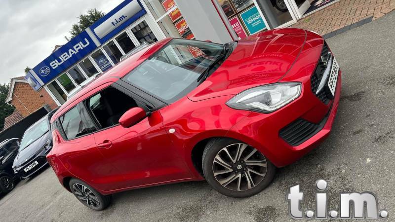 Suzuki Swift 1.2 Dualjet 83 12V Hybrid Sz-l Red