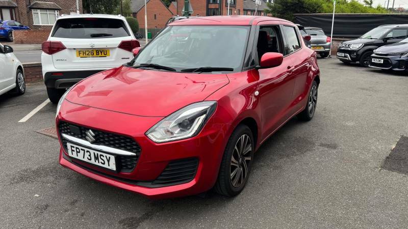 Suzuki Swift 1.2 Dualjet 83 12V Hybrid Sz-l Red #4