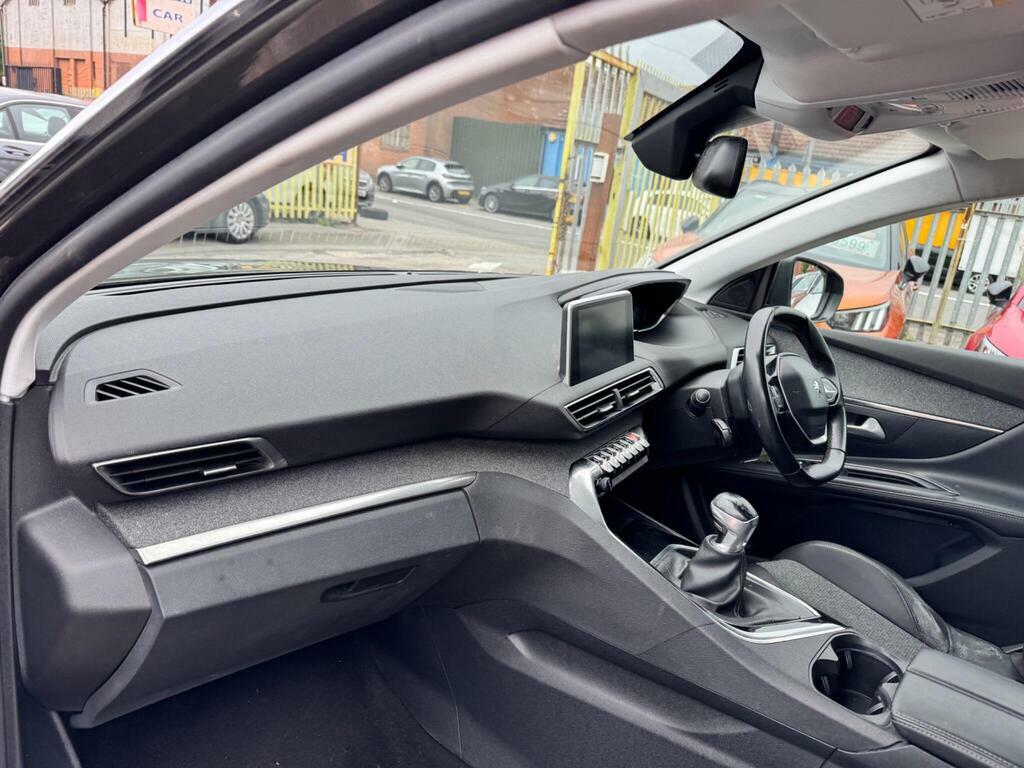 Peugeot 5008 Bluehdi Ss Active Green #16