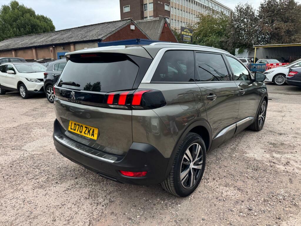 Peugeot 5008 Bluehdi Ss Active Green #9