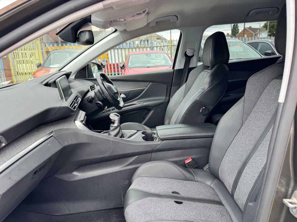 Peugeot 5008 Bluehdi Ss Active Green #24